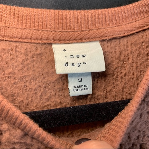 A New Day Cozy Teddy Bear Sherpa Crewneck Sweater, size S - Picture 2 of 8